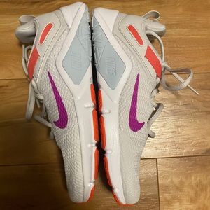 Women’s Nike Legend Essential Vast Grey Fire Facts Fit Activity Pink